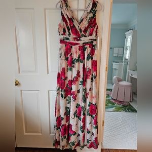 ❤️CALVIN KLEIN Floral Formal Dress, size 8, tags on